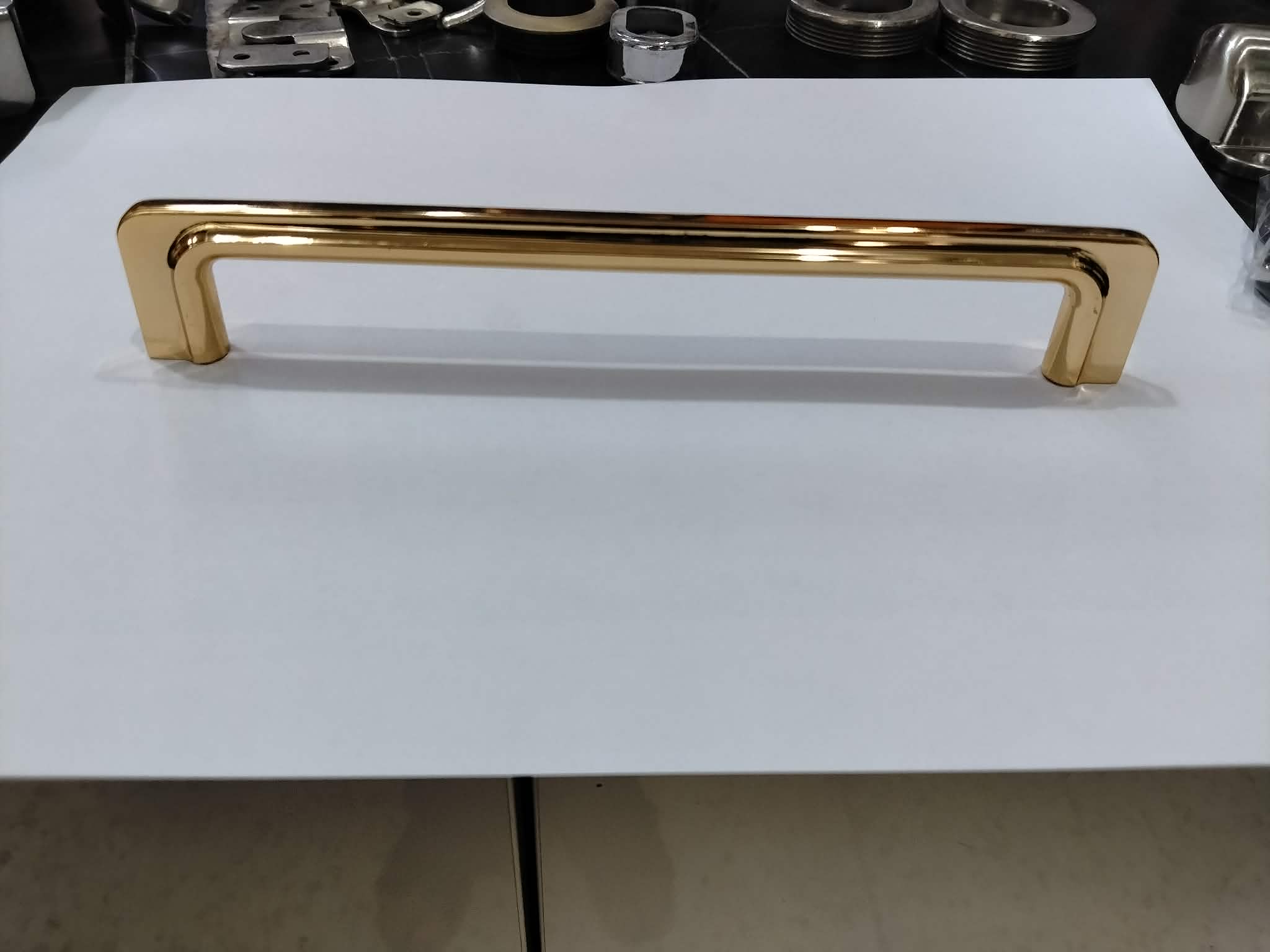 Poignée de meuble Derine — dorée brillante, entraxe 160 ou 224 mm 2