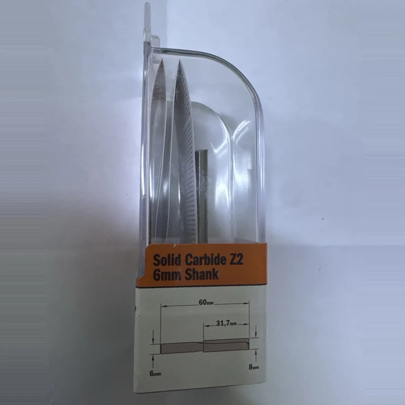 Fraise droite à deux tranchants — queue 6 mm · actif Ø8 × 31,7 mm — CMT 712.080.11 2