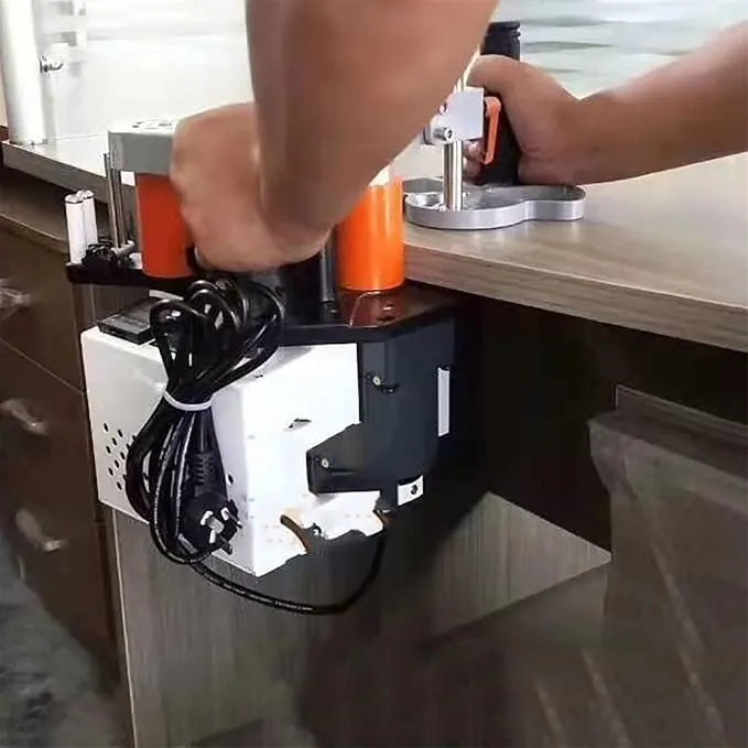 Plaqueuse de chants portable à bac de colle — machine d’encollage pour panneaux 3