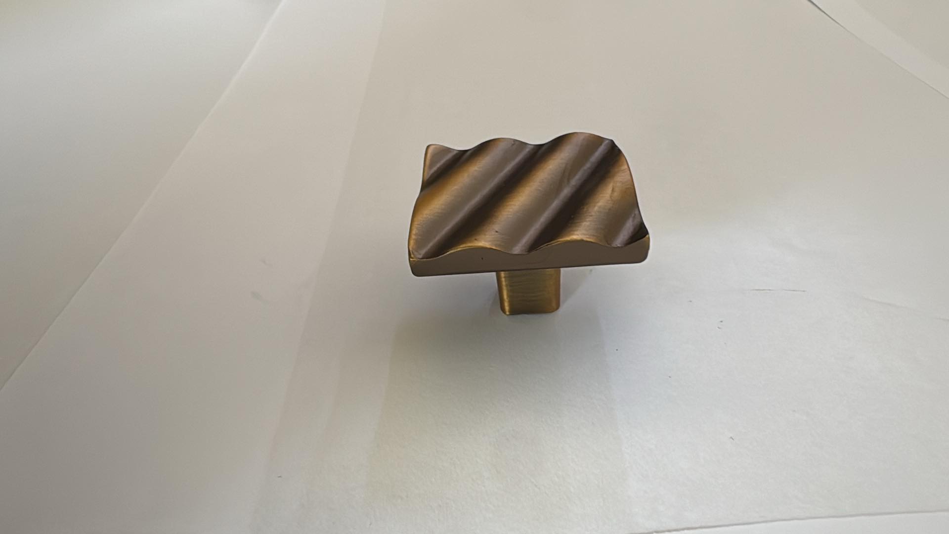 Poignée et bouton de meuble Café 22220 — ondulés, entraxe 128 ou 160 mm 5