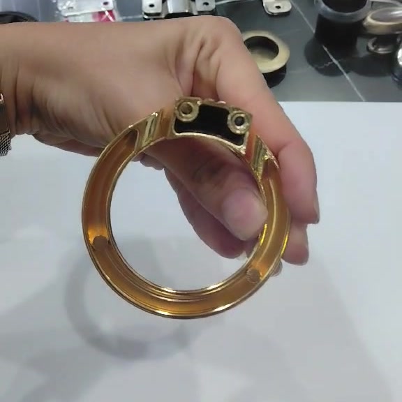 Bouton de meuble Bade doré — anneau sur base cannelée 4