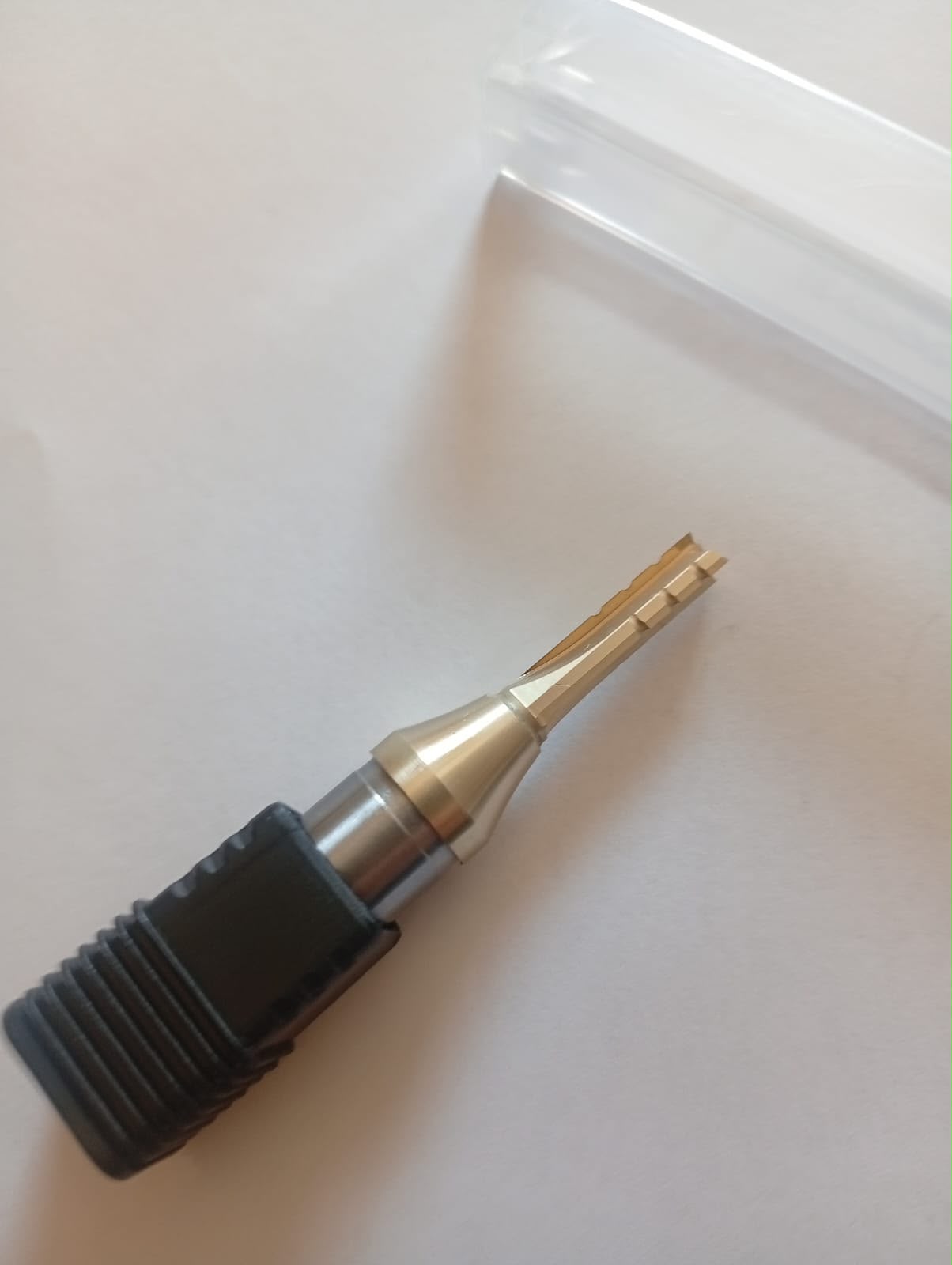 Fraise droite à trois tranchants — queue 12,7 mm · actif Ø6 × 22 mm — carbure TCT 1