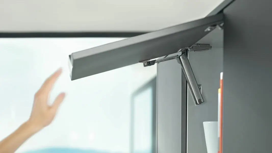 Compas de relevage Blum AVENTOS HK-XS — la paire, porte de meuble haut relevable, BLUMOTION integre 3