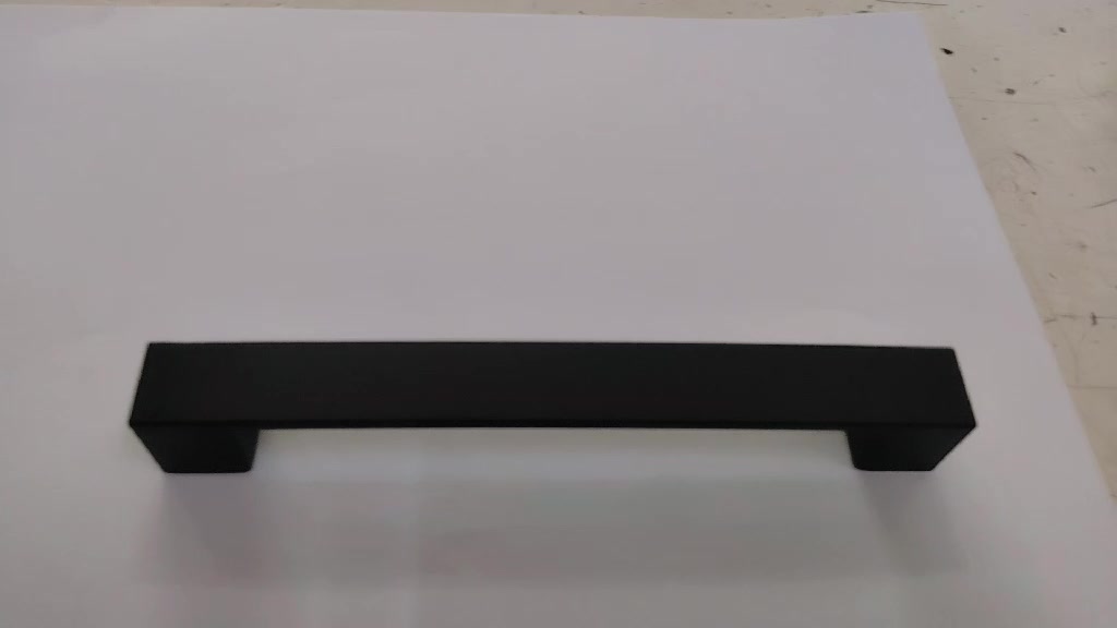 Poignée de meuble Karmen — noire ou chromée, entraxe 128, 160, 192 ou 224 mm 3