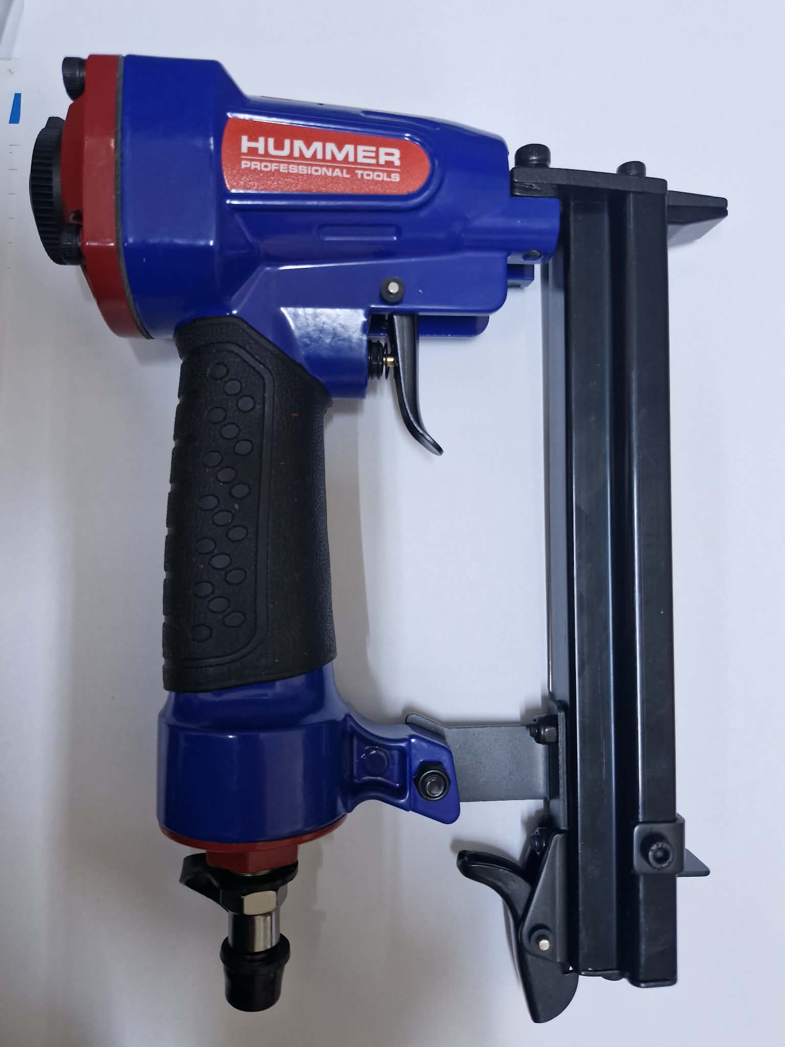 Agrafeuse pneumatique HUMMER 8416-DC407 — agrafes type 80 de 6 à 16 mm 1